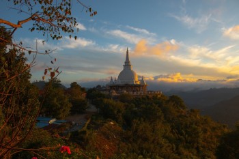 Monasterio Budista Mahamevnawa - Bandarawela