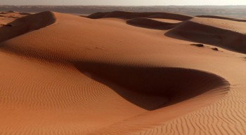 Dunas de arena en el desierto de Omán