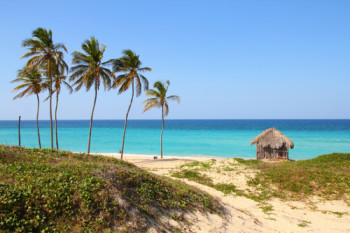 Enjoy the best beaches with your Cuba Tourist Card