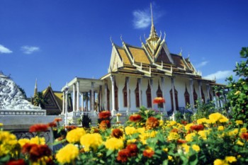 Visit the Silver Pagoda with a Cambodia visa for US citizens