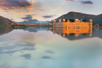 El Jal Mahal es algo que ver en Jaipur
